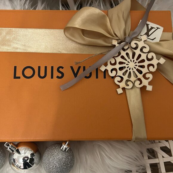 LV Shadow 40mm Reversible Belt 90/38 - Picture 4 of 4